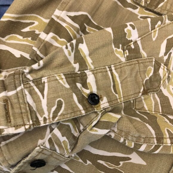 G. STAR RAW Camo Button Up Shirt - Picture 11 of 13